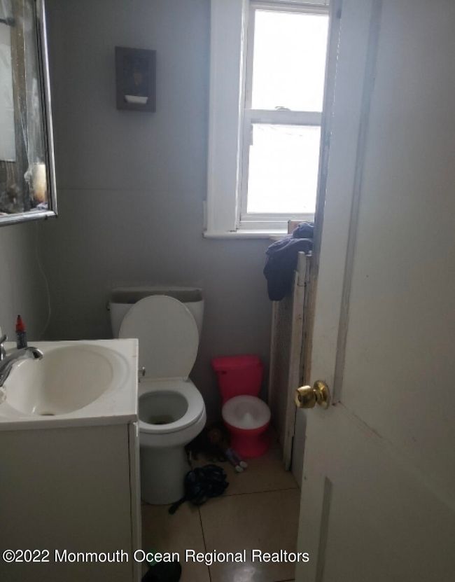 29 Palm St, Home with 5 bedrooms, 2 bathrooms and null parking in Newark NJ | Image 6