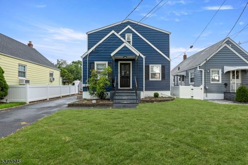 112 James St, Bloomfield, NJ, 07003-4279 | Card Image