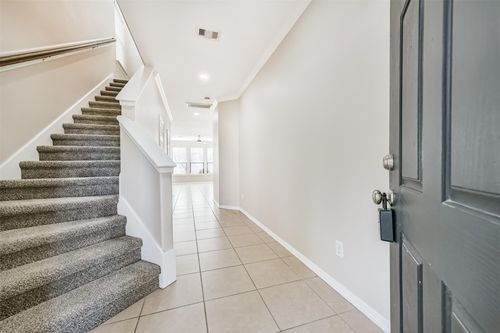 apt-b-4214 Brinkley St, Houston, TX, 77051-2549 | Card Image