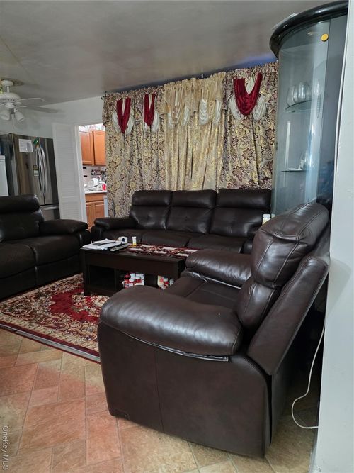 apt-1h-2661 Marion Ave, Bronx, NY, 10458-4142 | Card Image