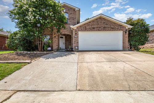 1612 Thornhill Ln, Little Elm, TX, 75068-5774 | Card Image