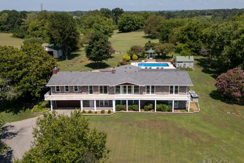 344 Peach Valley Rd, Gallatin, TN, 37066-5105 | Card Image