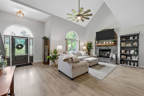 1415 Southside Rd, Southside, TN, 37171-9029 | Card Image