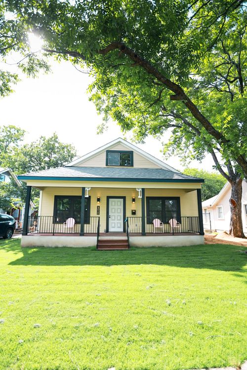 4010 Avenue D, Austin, TX, 78751-4616 | Card Image