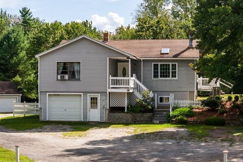 49 Route 107, Brentwood, NH, 03833-6124 | Card Image