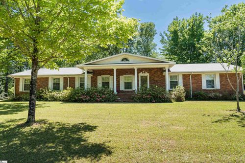130 Sharcliff Rd, cowpens, SC, 29330-9211 | Card Image