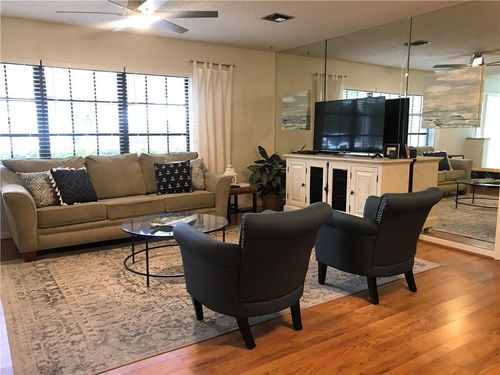 2536 44th Ave, Vero Beach, FL, 32966-2065 | Card Image