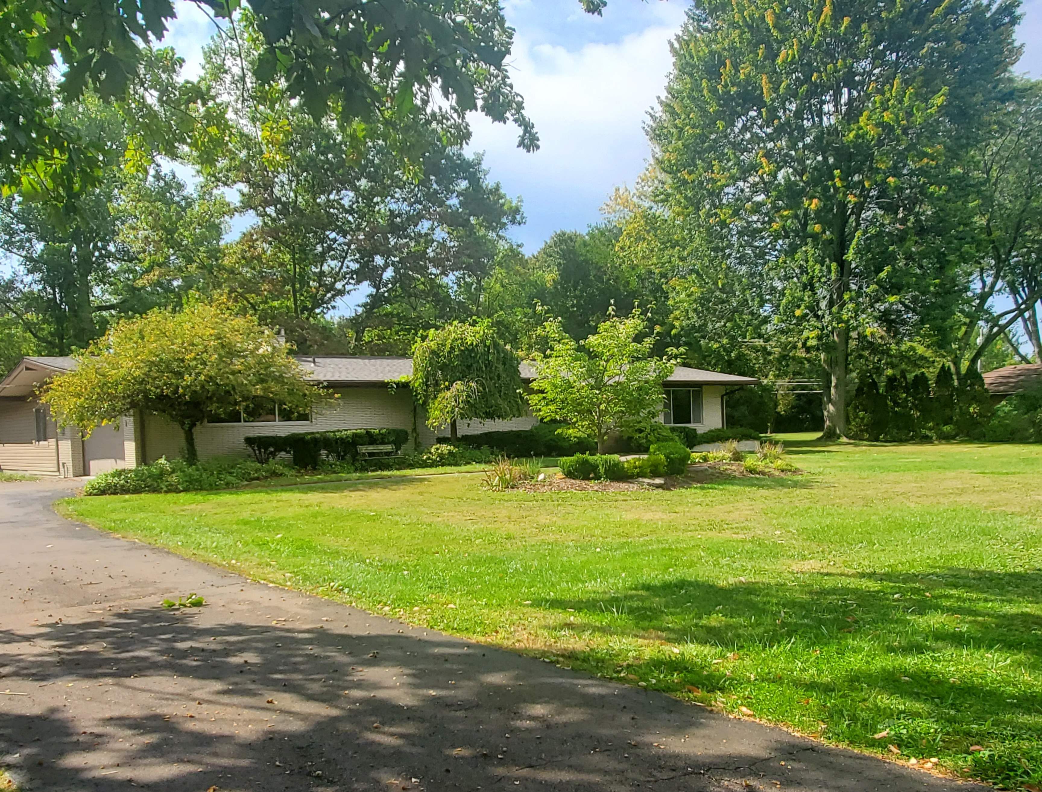 North Dr, Canton, MI 48188