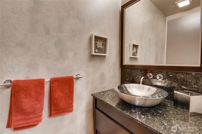 APT-1608 - 2033 2 Nd Ave, Condo with 1 bedrooms, 2 bathrooms and null parking in Seattle WA | Image 11