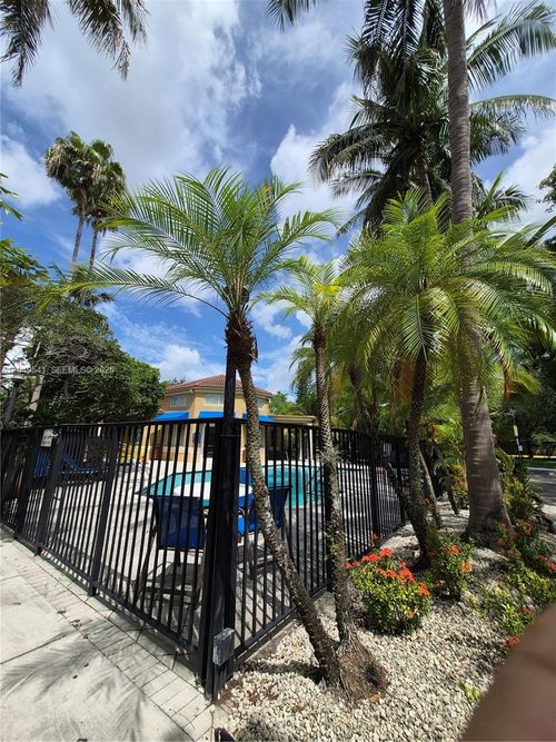 106-771 N Pine Island Rd, Plantation, FL, 33324-1350 | Card Image