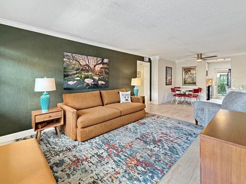 53-2607 Ne 8th Ave, Wilton Manors, FL, 33334-2579 | Card Image