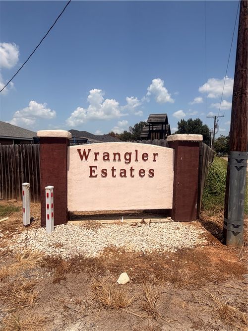 406 N Wrangler Street, Franklin, TX, 77856 | Card Image