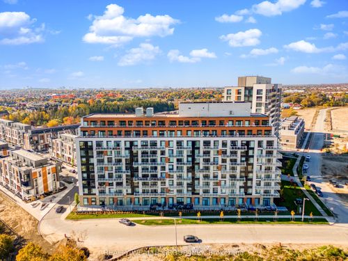 512-6 David Eyer Rd, Richmond Hill, ON, L4S0N5 | Card Image