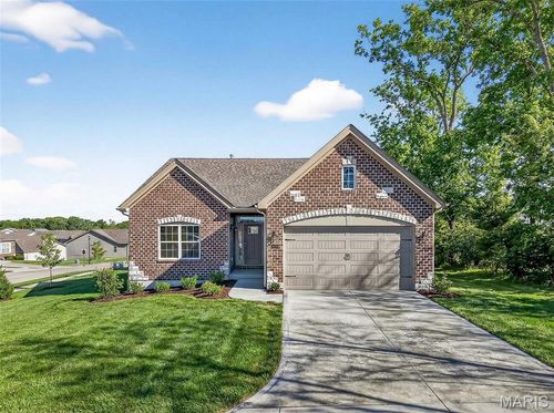 202 Keaton Woods Dr, O Fallon, MO, 63368-8205 | Card Image