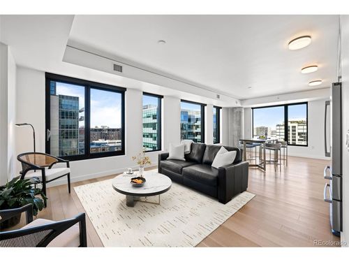 1131-1750 Wewatta St, Denver, CO, 80202-6677 | Card Image
