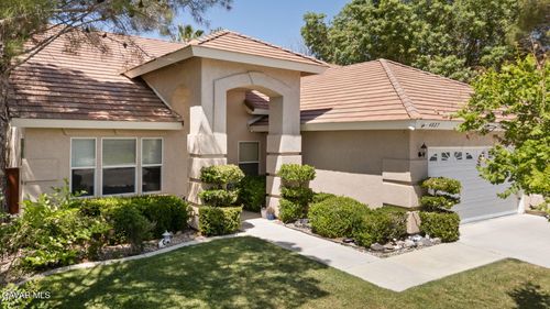 4027 Via Barbara, Lancaster, CA, 93536-6818 | Card Image
