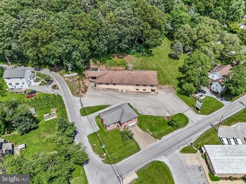 935 Chestnut St, GAP, PA, 17527-9790 | Card Image