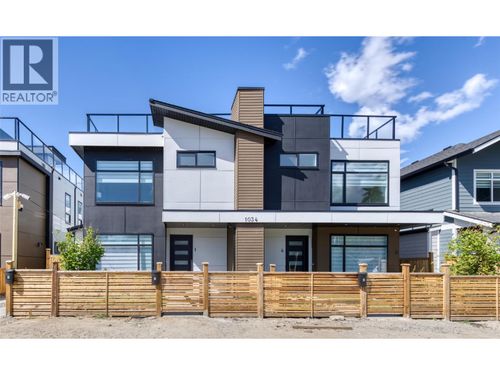 1 - 1034 Martin Ave, Townhouse with 3 bedrooms, 3 bathrooms and 1 parking in Kelowna BC | Card Image