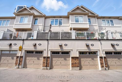 68-2500 Hill Rise Crt, Oshawa, ON, L1L0M6 | Card Image