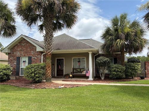 18857 Hank Dr, Ponchatoula, LA, 70454-4216 | Card Image