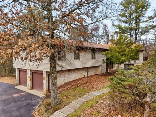 5 Foxwood Dr, Pittsburgh, PA, 15238-2105 | Card Image