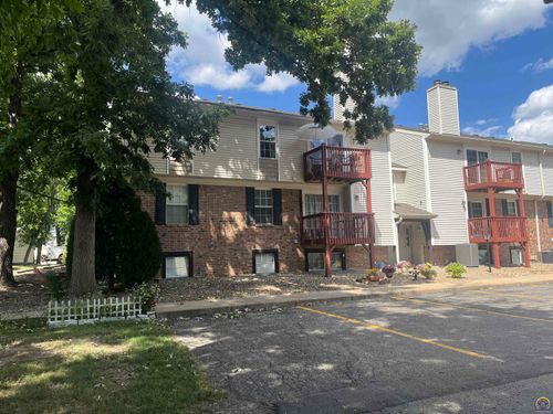 apt-201-3059 Sw Maupin Ln, Topeka, KS, 66614-4114 | Card Image
