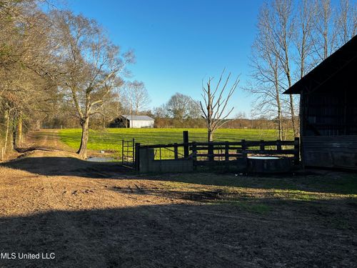 130 Lower Ovett Rd, Ovett, MS, 39464-3403 | Card Image