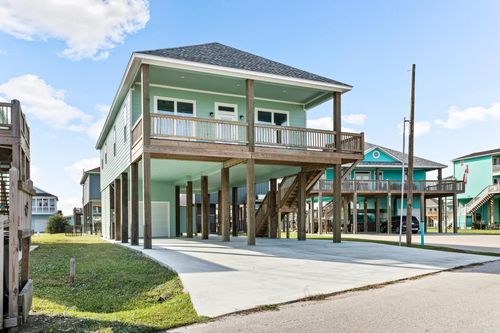 971 Tidelands, Crystal Beach, TX, 77650 | Card Image
