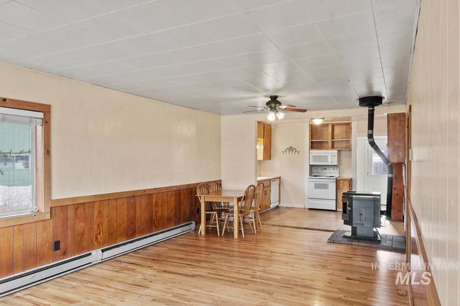 407 S Front St, House other with 2 bedrooms, 1 bathrooms and null parking in Cascade ID | Image 8