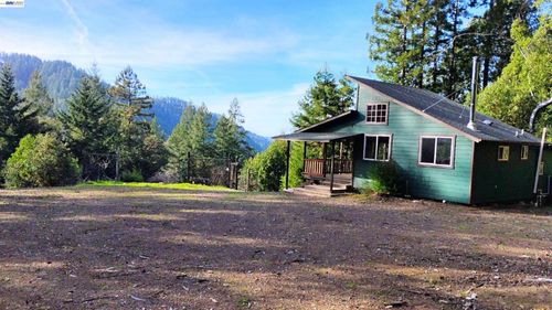 8990 Signal Ridge Rd, Philo, CA, 95466 | Card Image