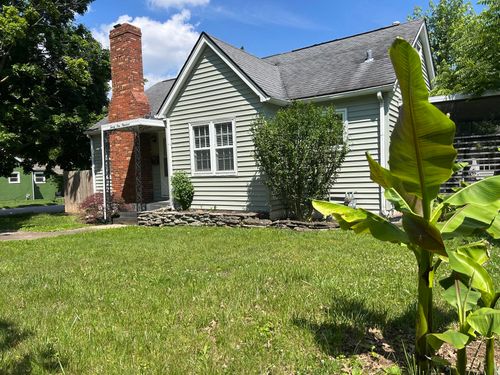 2100 Clays Mill Rd, Lexington, KY, 40503-1732 | Card Image