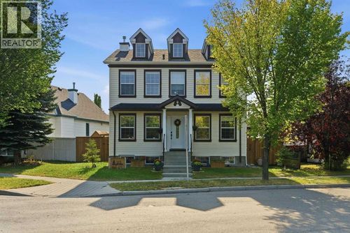 23 Prestwick Green Se, Calgary, AB, T2Z3M1 | Card Image