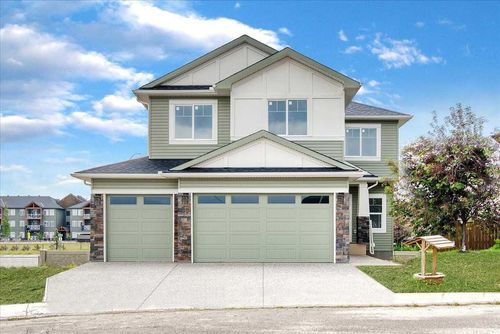 17 Lakes Estates Circle, Strathmore, AB, T1P0B7 | Card Image