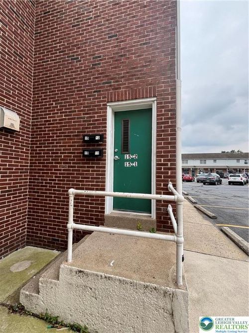 1-15 W Water St, HELLERTOWN, PA, 18055-1760 | Card Image