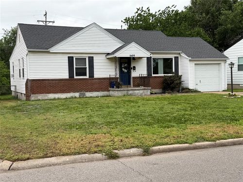 1609 Sandra Drive, Midwest City, OK, 73110 | Card Image