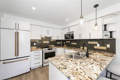 100 Manley Lane, Milton, ON, L9T5N9 | Card Image
