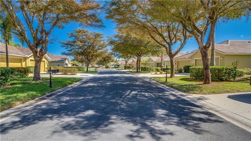 4725 Fairloop Run, LEHIGH ACRES, FL, 33973-6067 | Card Image