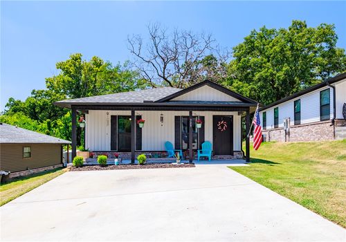 329 Lafayette St, Van Buren, AR, 72956-3428 | Card Image
