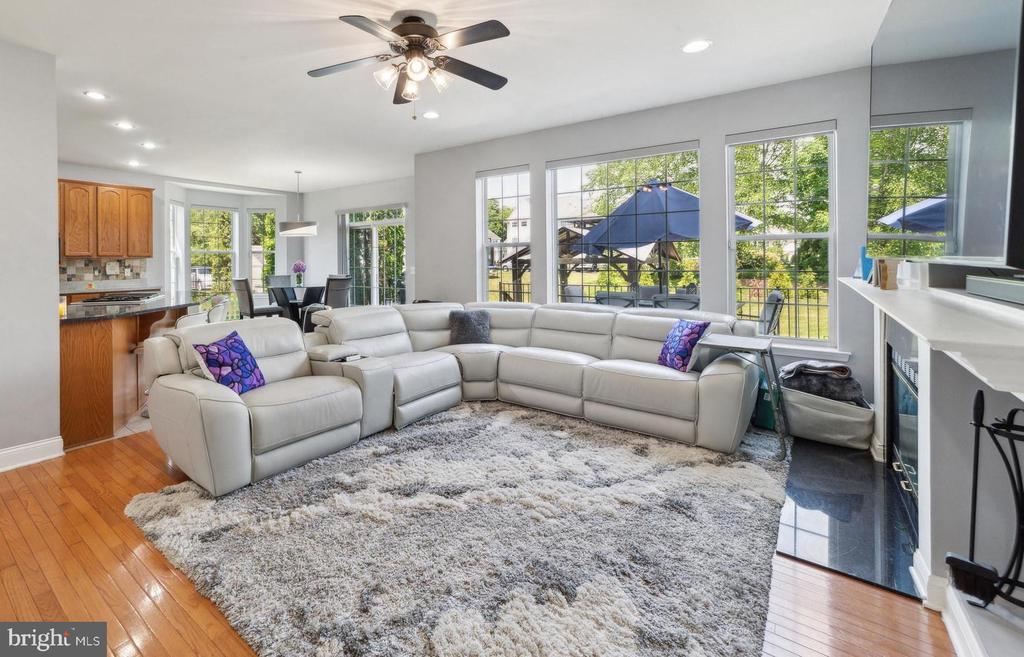 Garden Ct, Easton, PA 18040