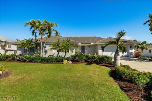 1674 Sabal Palm Dr, SANIBEL, FL, 33957-3430 | Card Image