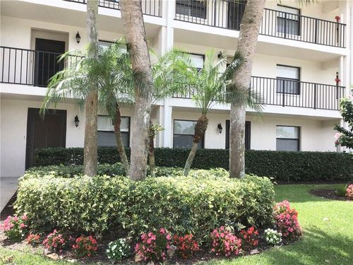 apt-2106-440 Fox Haven Dr, NAPLES, FL, 34104-5125 | Card Image