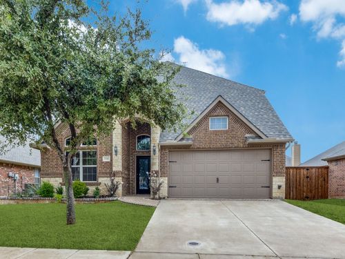 15100 Seventeen Lakes Blvd, Roanoke, TX, 76262-3735 | Card Image