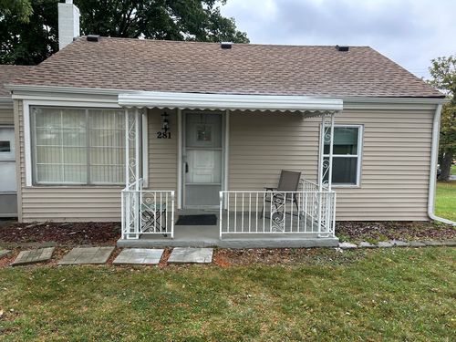 281 E North End Ave, Elmhurst, IL, 60126-1353 | Card Image