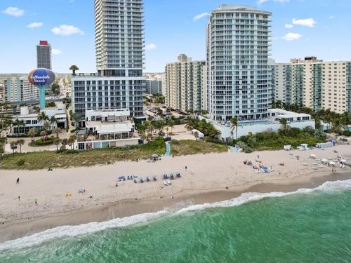 14d-4001 S Ocean Dr, Hollywood, FL, 33019-3041 | Card Image