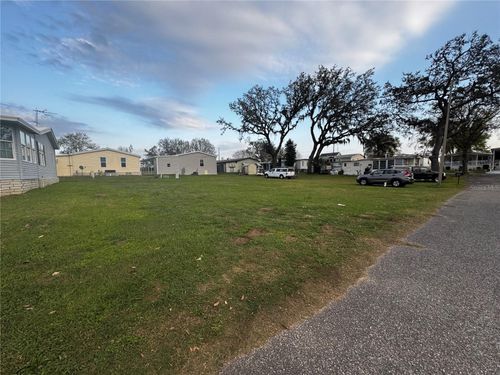 10024 Wellington Ave, DADE CITY, FL, 33525-1455 | Card Image