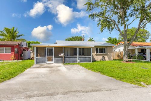 411 Ne 45th St, Oakland Park, FL, 33334 | Card Image