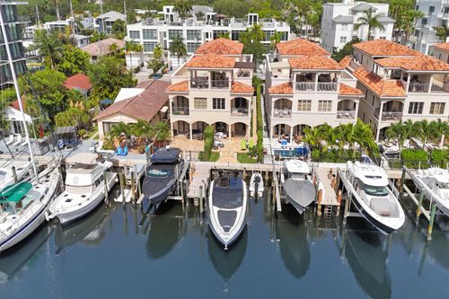 210 Hendricks Isle, Fort Lauderdale, FL, 33301-3705 | Card Image