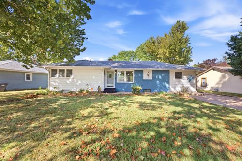 2525 S Oak Pass St, Wichita, KS, 67216-2230 | Card Image