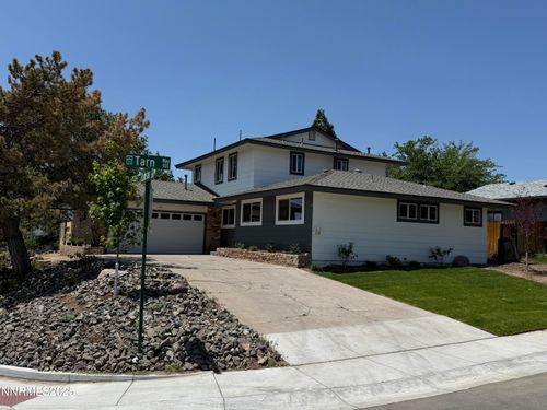 400 Tarn Way, Reno, NV, 89503-1217 | Card Image