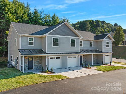 unit-103-100 Red Twig Ln, Burnsville, NC, 28714-2129 | Card Image